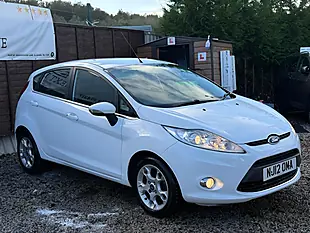 Used 2012 Ford Fiesta Zetec White - Interior and Exterior details 4