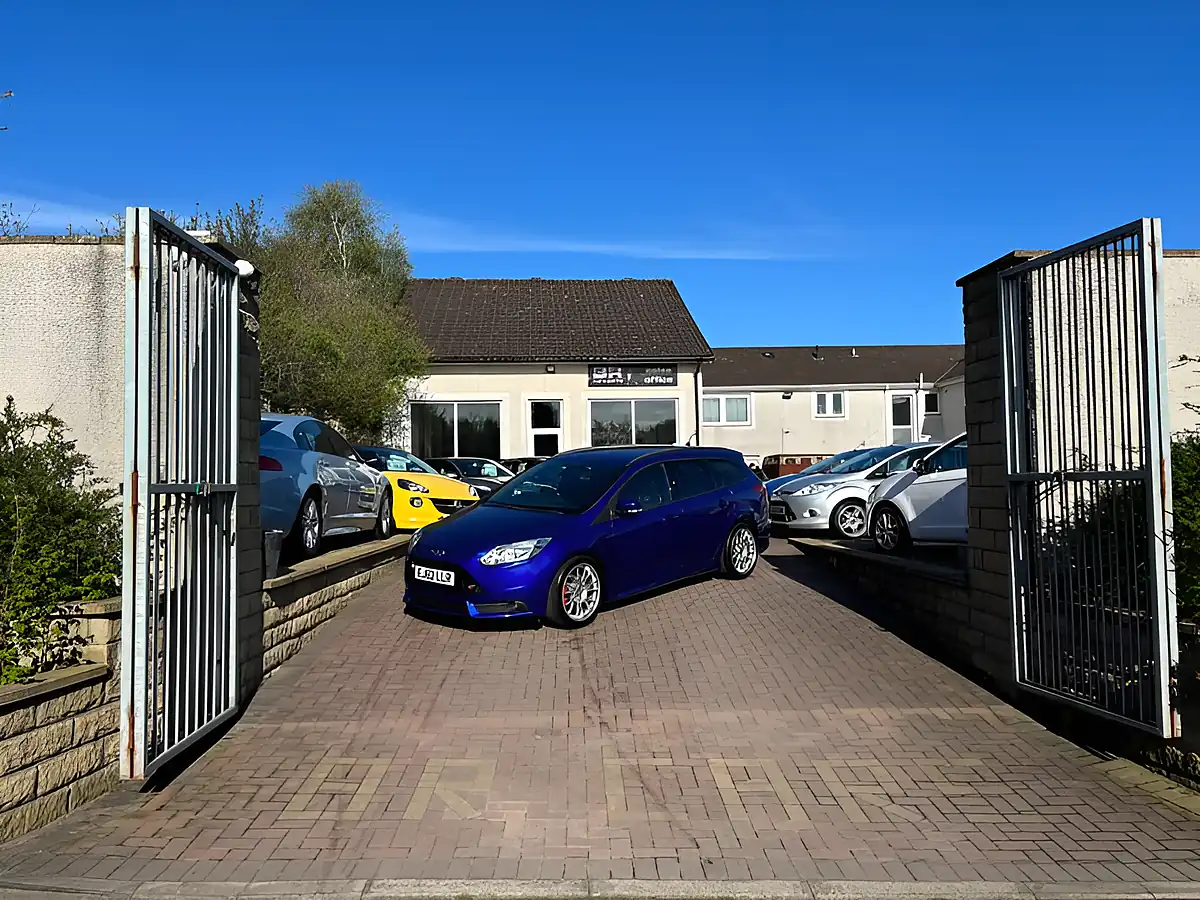 Used 2012 Ford Focus ST-3 Blue - Interior and Exterior details 3