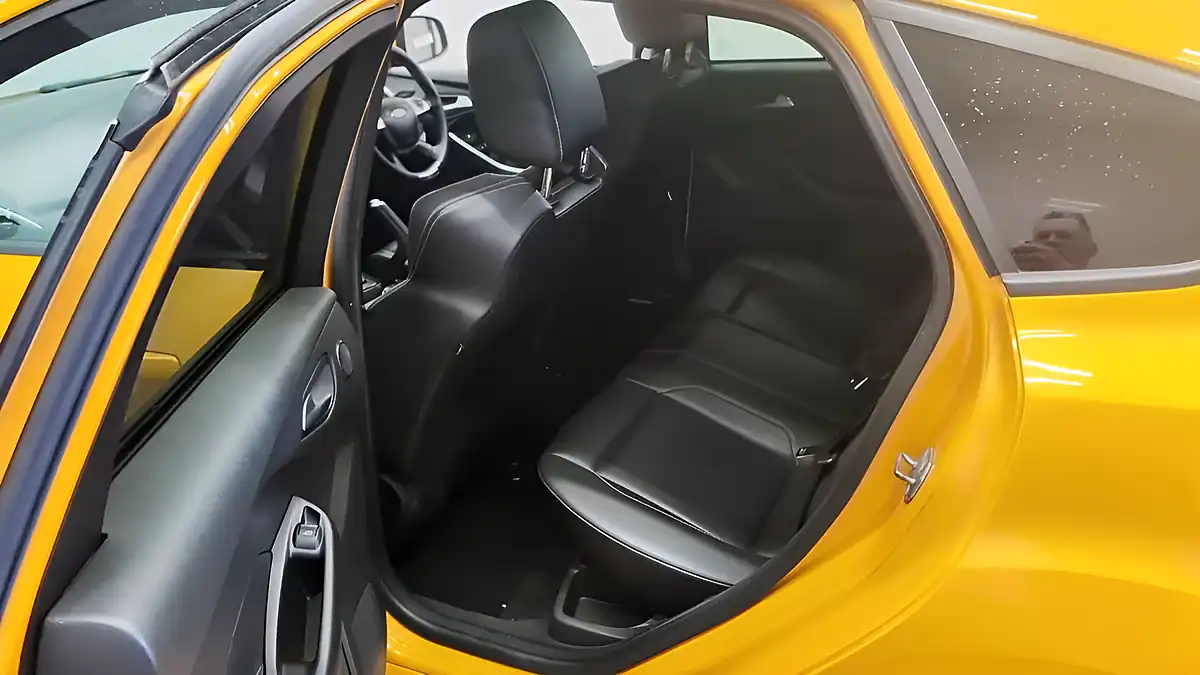 Used 2012 Ford Focus ST-3 Orange - Interior and Exterior details 12