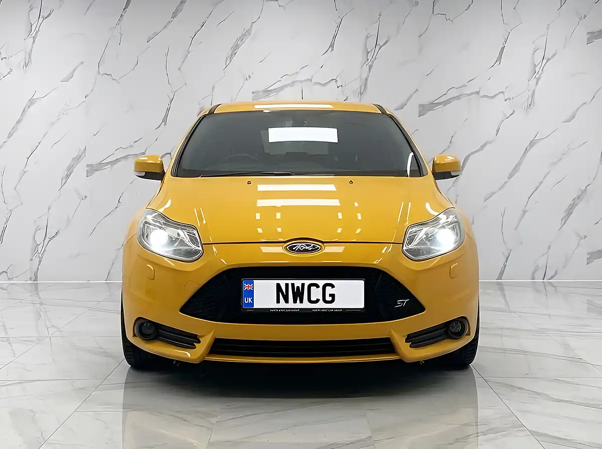 Used 2012 Ford Focus ST-3 Orange - Interior and Exterior details 3
