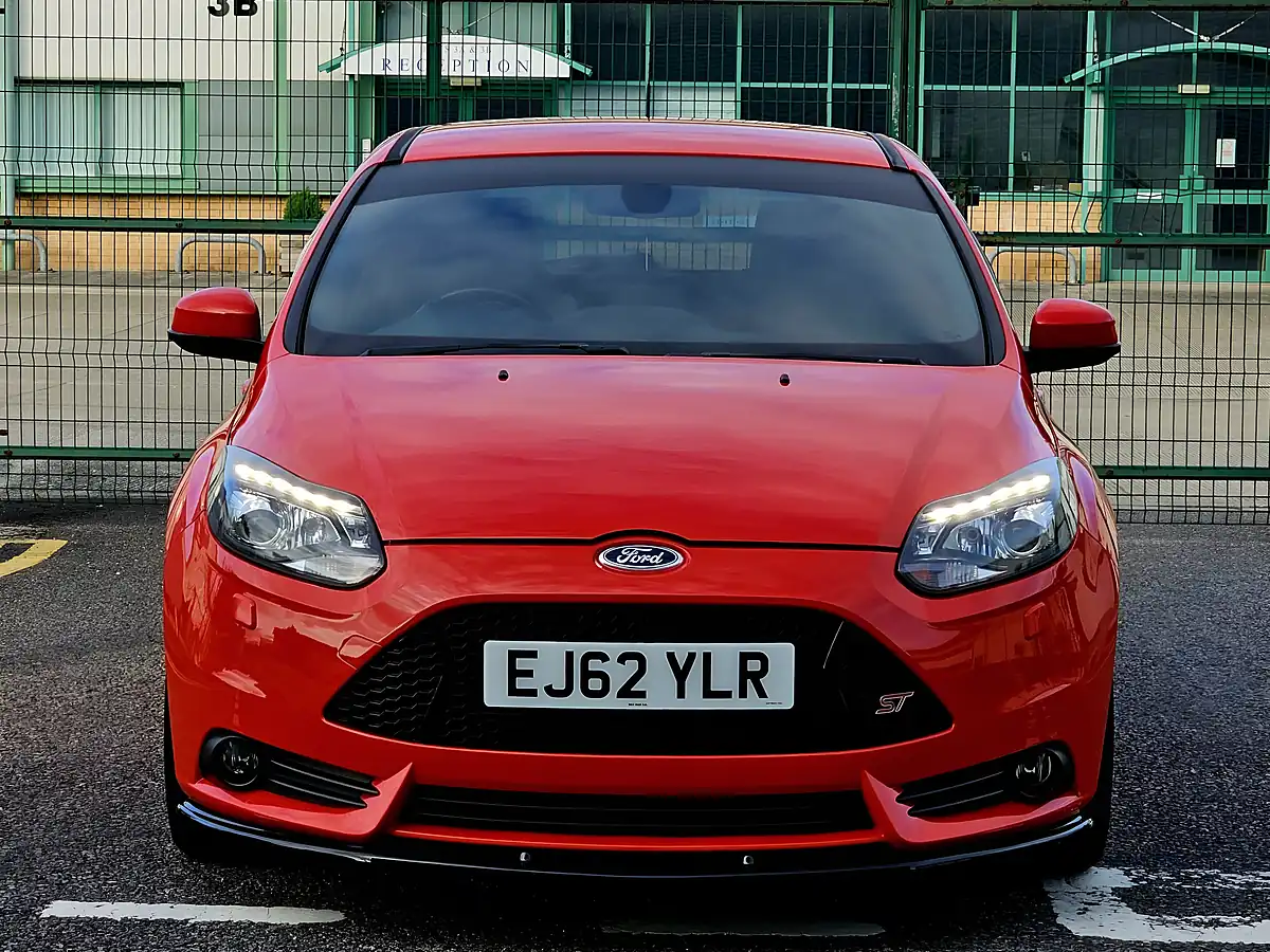 Used 2012 Ford Focus ST-3 Race Red - Interior and Exterior details 2