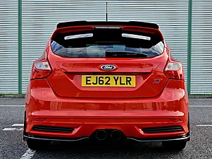 Used 2012 Ford Focus ST-3 Race Red - Interior and Exterior details 7