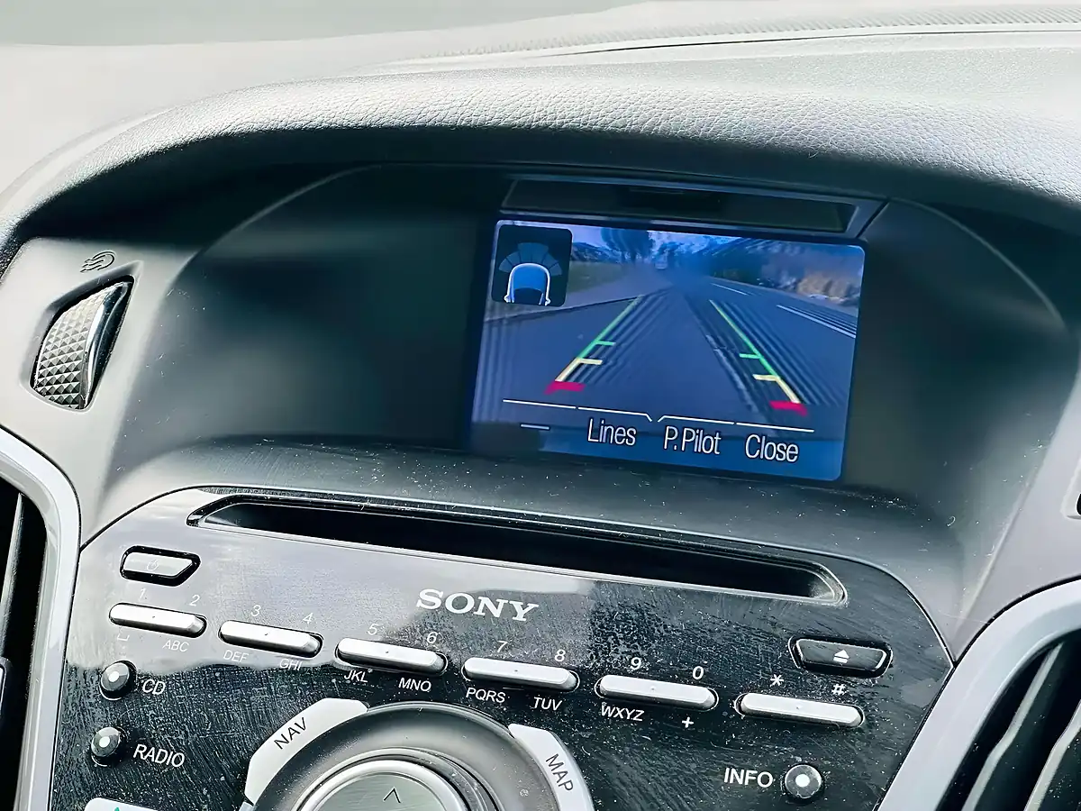 Used 2012 Ford Focus Titanium Black - Interior and Exterior details 11