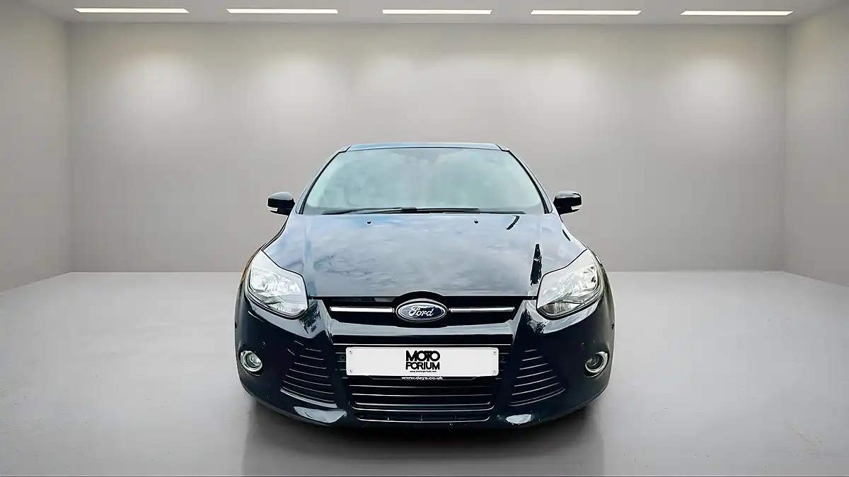 Used 2012 Ford Focus Titanium Black - Interior and Exterior details 3