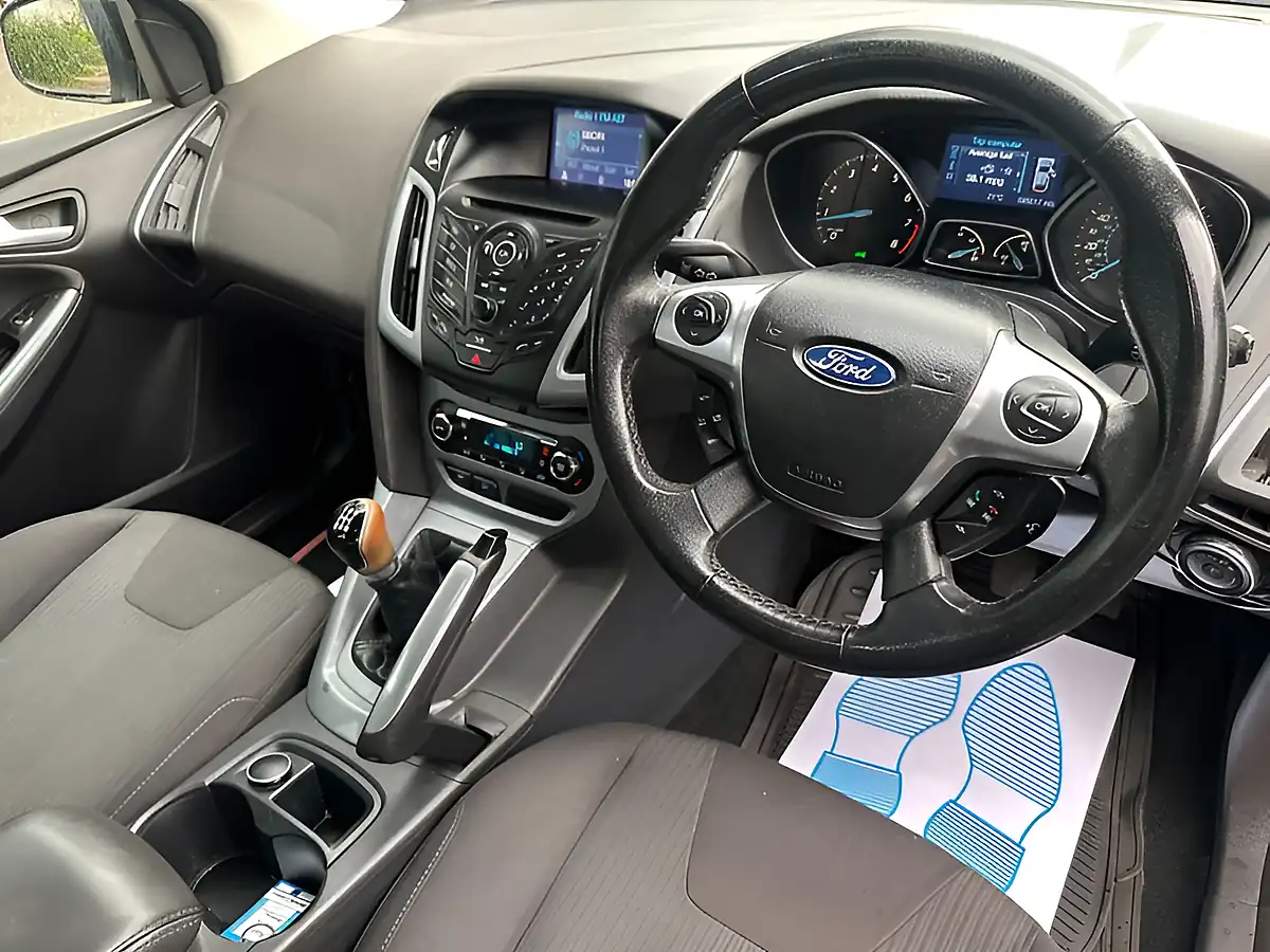 Used 2012 Ford Focus Titanium Black - Interior and Exterior details 2