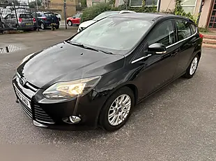Used 2012 Ford Focus Titanium Black - Interior and Exterior details 8