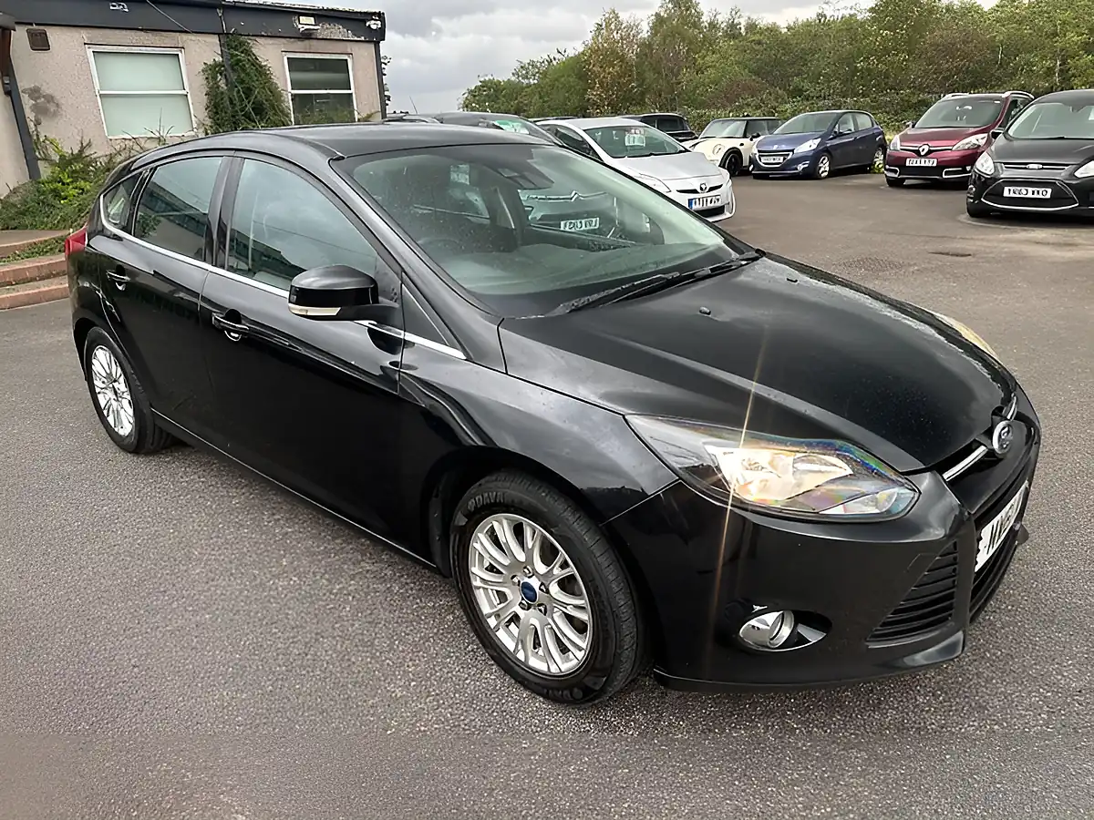 Used 2012 Ford Focus Titanium Black - Interior and Exterior details 9