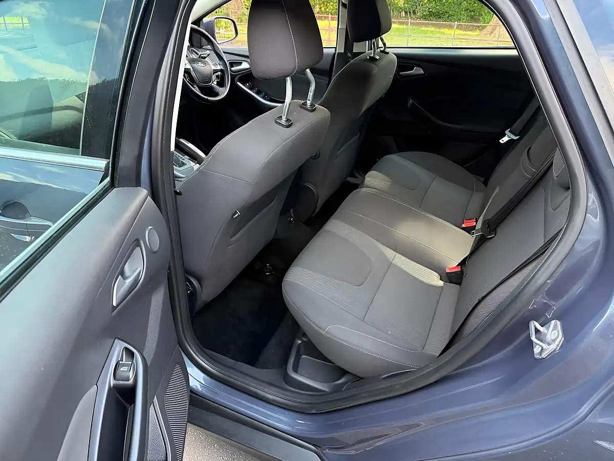 Used 2012 Ford Focus Titanium Grey - Interior and Exterior details 6