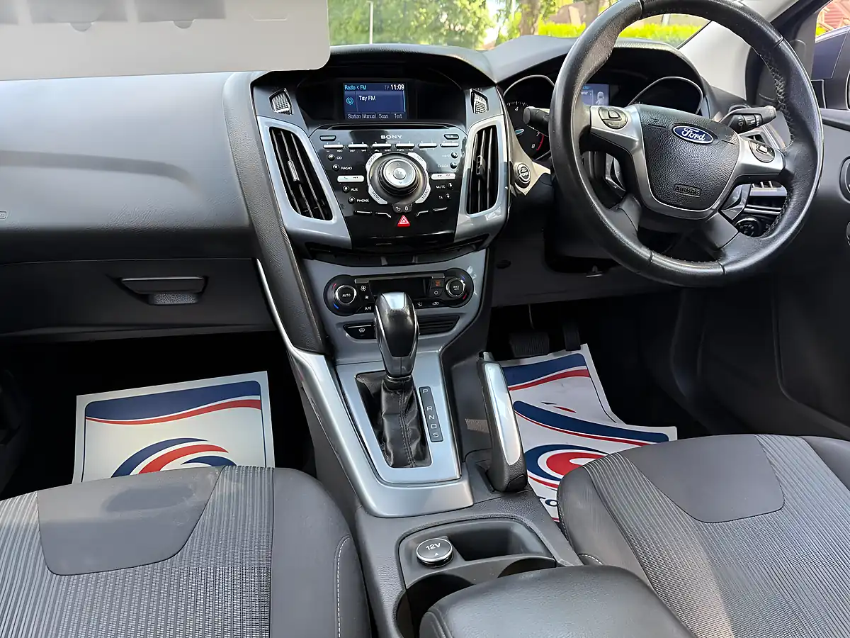 Used 2012 Ford Focus Titanium Grey - Interior and Exterior details 9