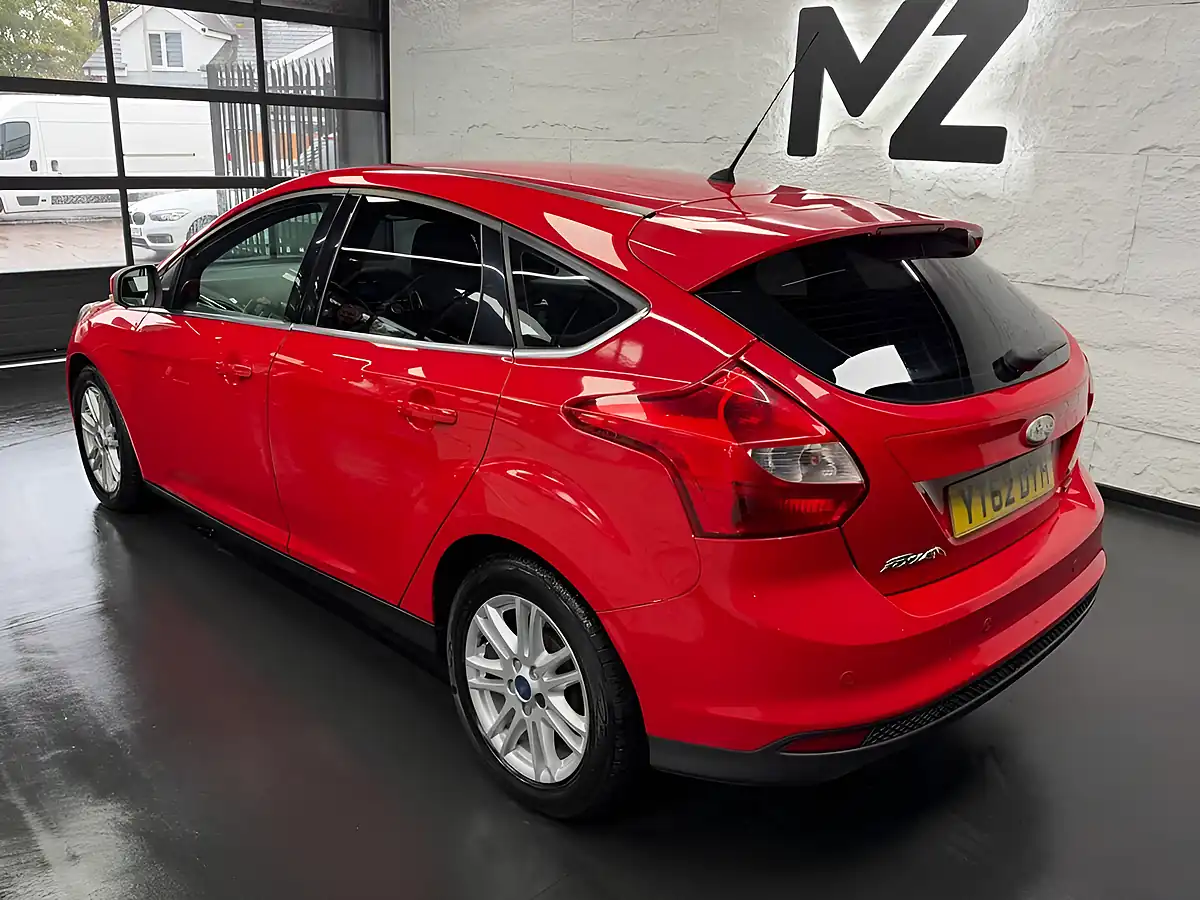 Used 2012 Ford Focus Titanium Red - Interior and Exterior details 6