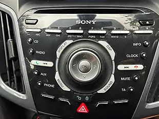 Used 2012 Ford Focus Titanium Silver - Interior and Exterior details 12