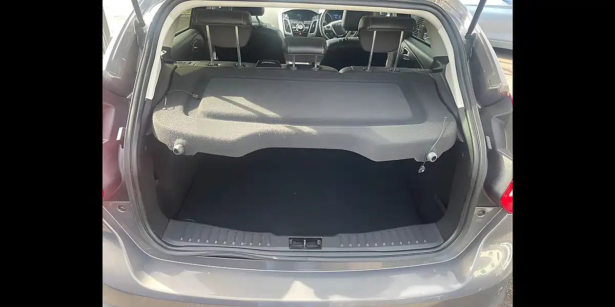 Used 2012 Ford Focus Titanium X Brown - Interior and Exterior details 10