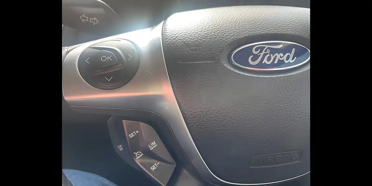 Used 2012 Ford Focus Titanium X Brown - Interior and Exterior details 16