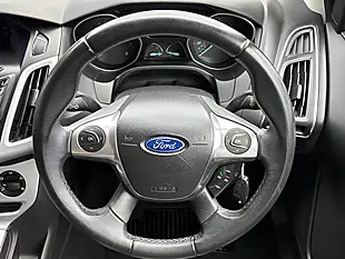 Used 2012 Ford Focus Zetec 5dr Silver - Interior and Exterior details 11