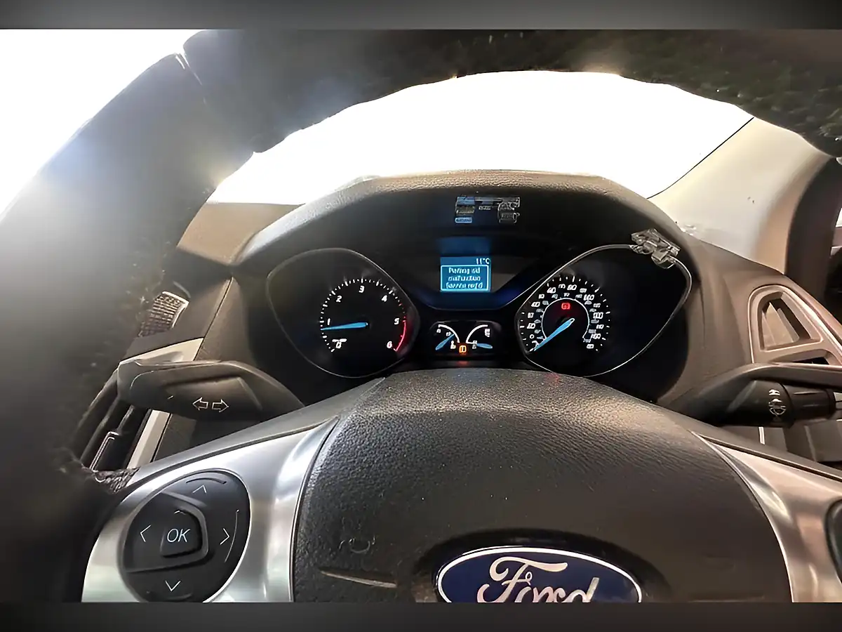 Used 2012 Ford Focus Zetec Black - Interior and Exterior details 10