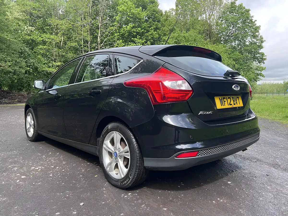 Used 2012 Ford Focus Zetec Black - Interior and Exterior details 12