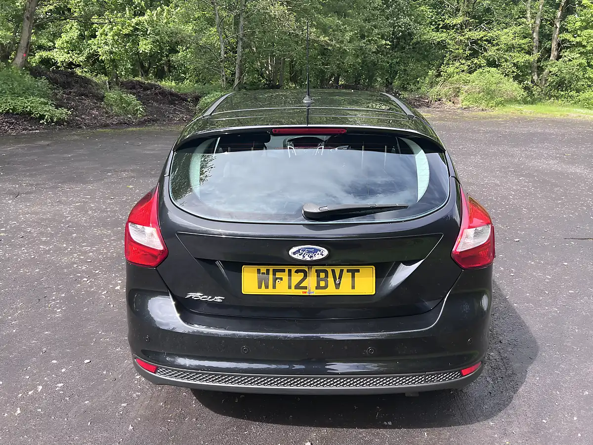 Used 2012 Ford Focus Zetec Black - Interior and Exterior details 5