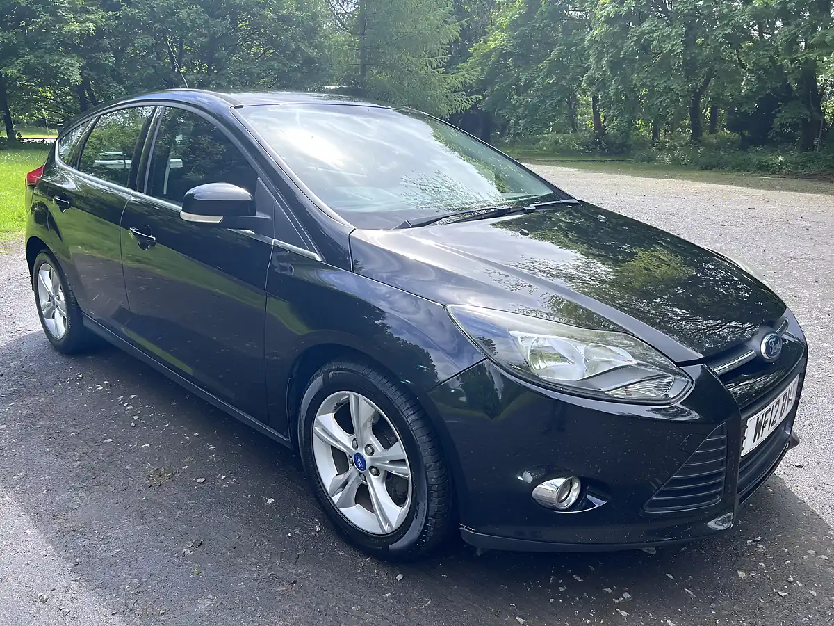 Used 2012 Ford Focus Zetec Black - Interior and Exterior details 8