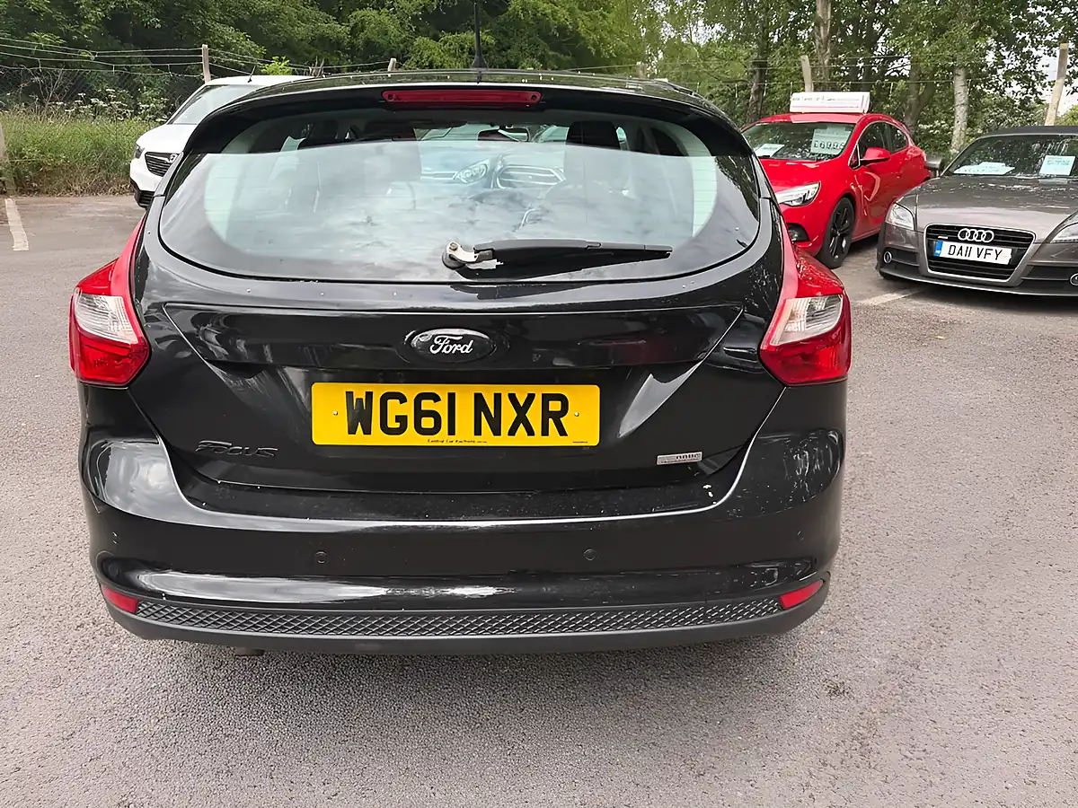 Used 2012 Ford Focus Zetec Black - Interior and Exterior details 5