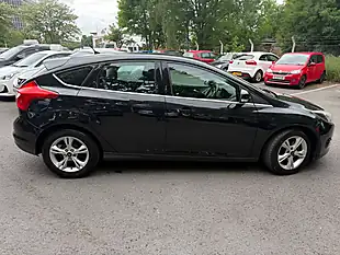 Used 2012 Ford Focus Zetec Black - Interior and Exterior details 7
