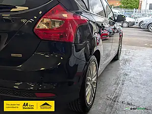Used 2012 Ford Focus Zetec Black - Interior and Exterior details 10
