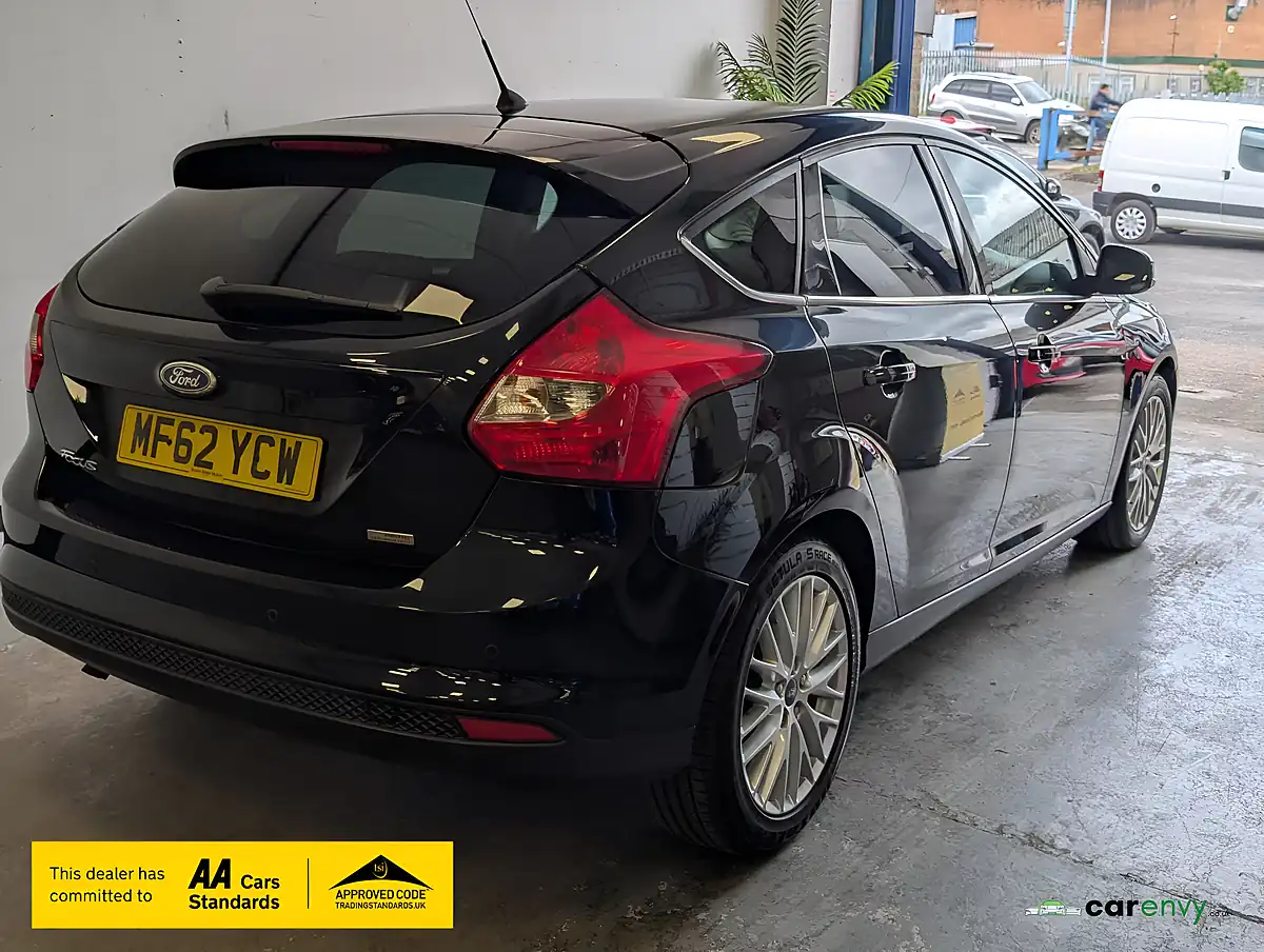 Used 2012 Ford Focus Zetec Black - Interior and Exterior details 11