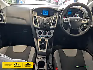 Used 2012 Ford Focus Zetec Black - Interior and Exterior details 13