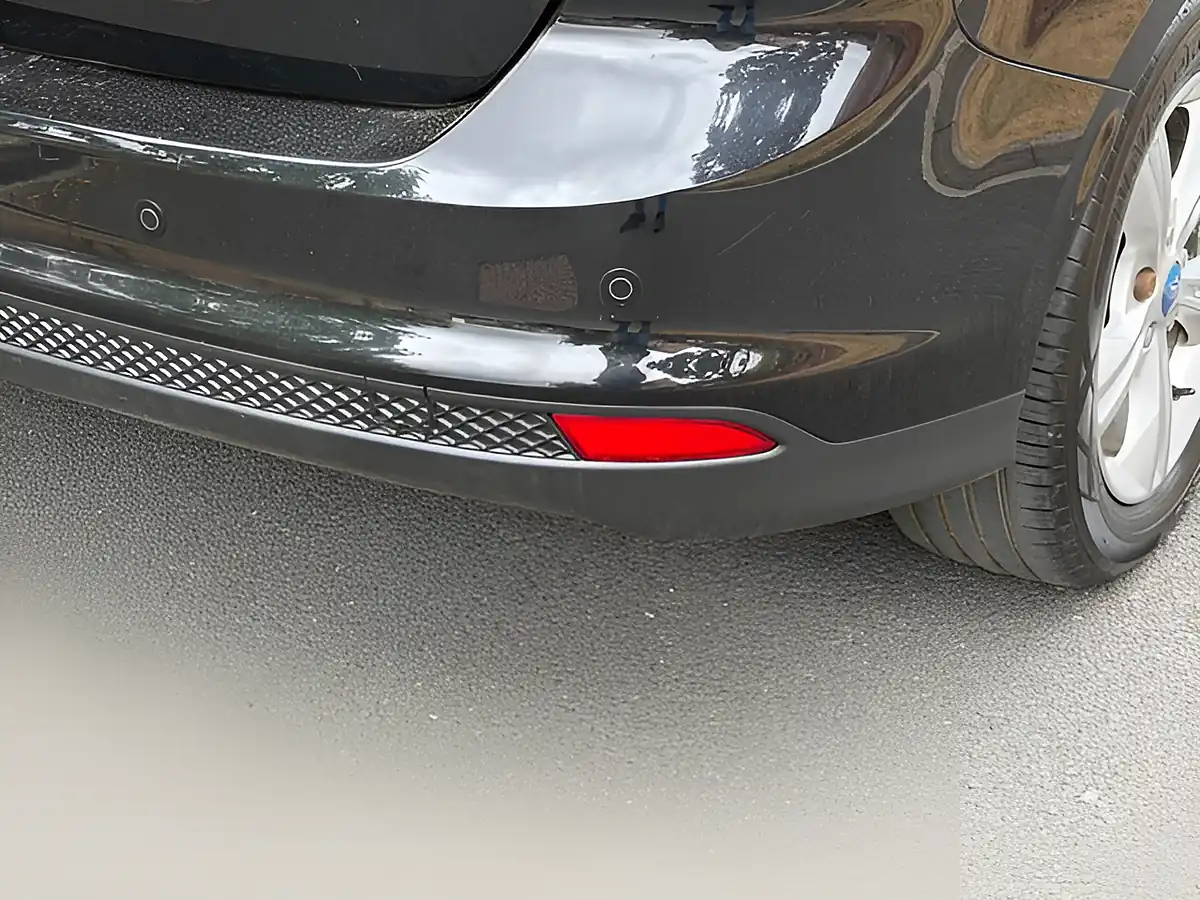 Used 2012 Ford Focus Zetec Black - Interior and Exterior details 19