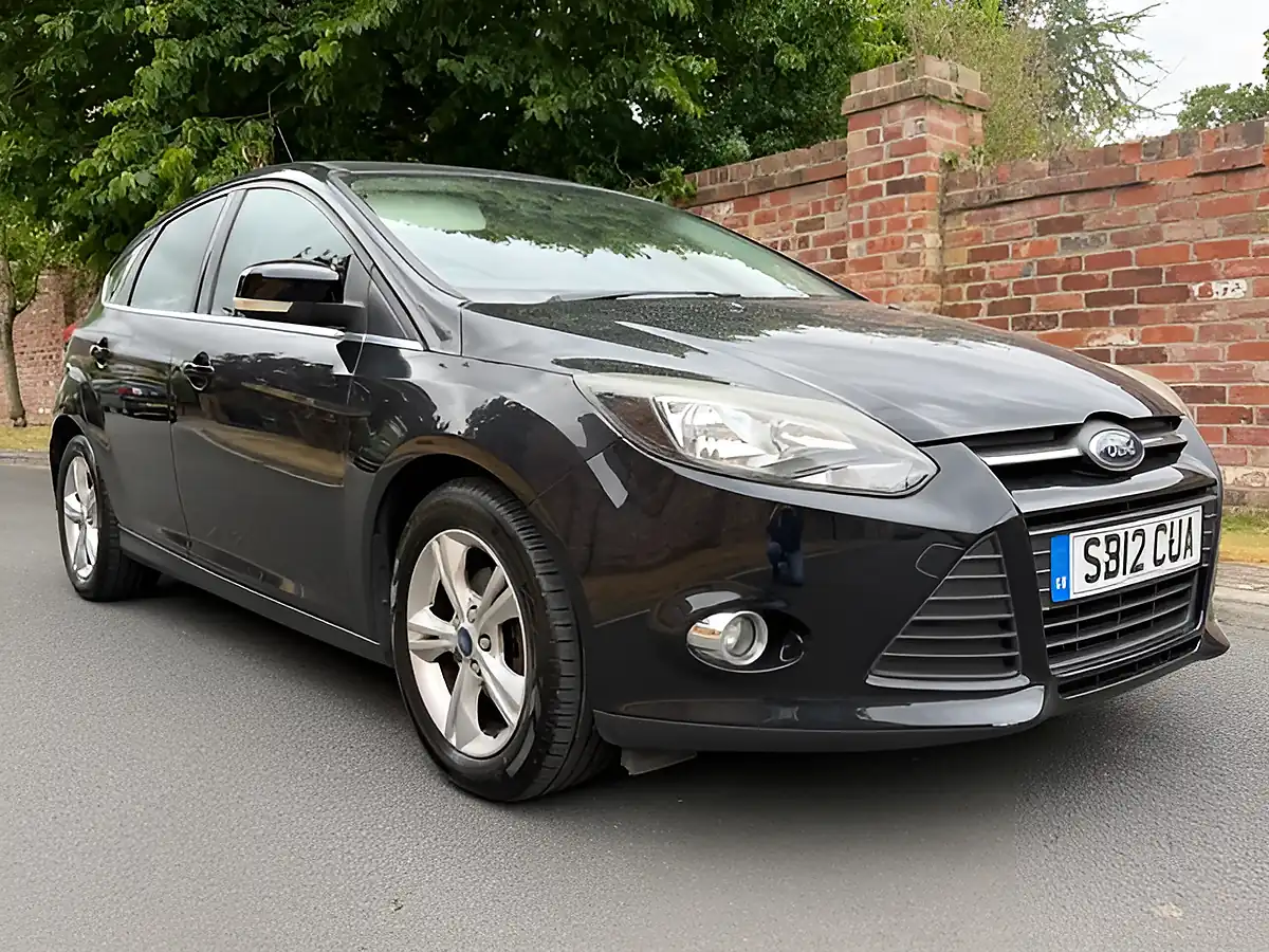 Used 2012 Ford Focus Zetec Black - Interior and Exterior details 2