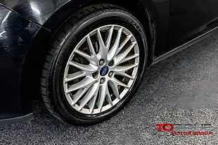Used 2012 Ford Focus Zetec Black - Interior and Exterior details 10