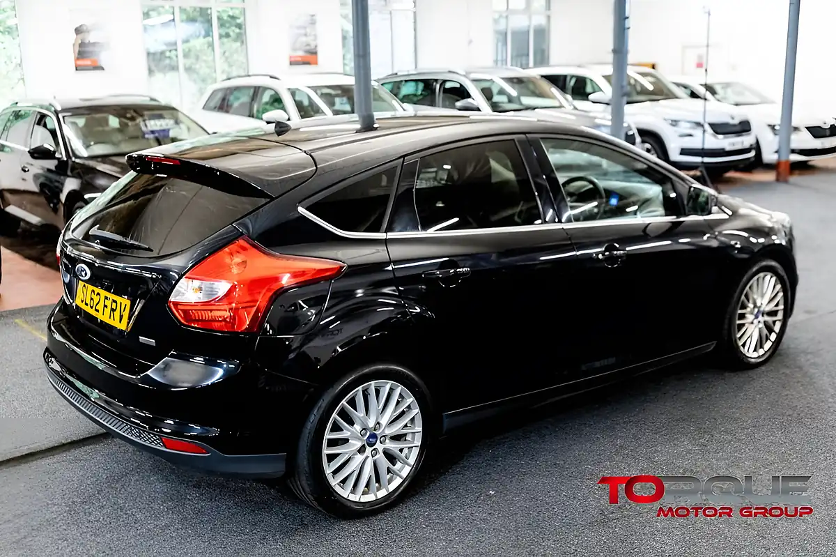 Used 2012 Ford Focus Zetec Black - Interior and Exterior details 12