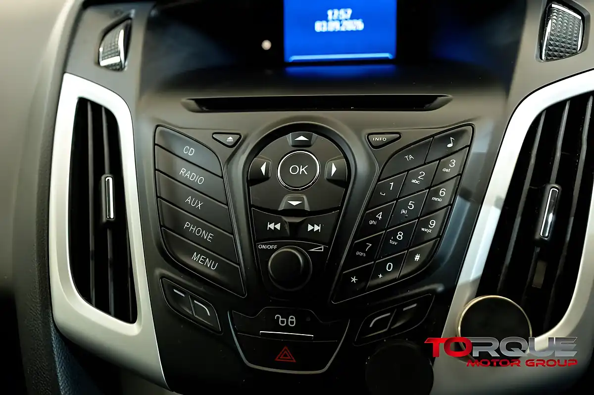 Used 2012 Ford Focus Zetec Black - Interior and Exterior details 13