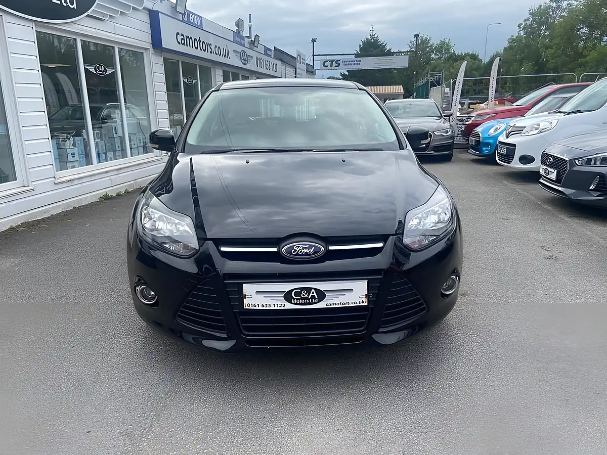 Used 2012 Ford Focus Zetec Black - Interior and Exterior details 2