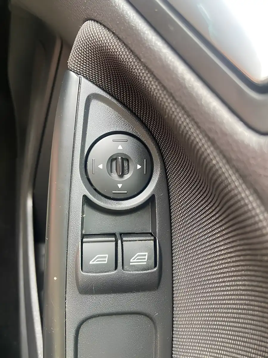 Used 2012 Ford Focus Zetec Black - Interior and Exterior details 20