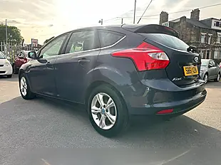 Used 2012 Ford Focus Zetec Grey - Interior and Exterior details 11