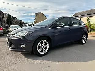 Used 2012 Ford Focus Zetec Grey - Interior and Exterior details 4
