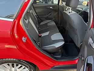 Used 2012 Ford Focus Zetec Red - Interior and Exterior details 14