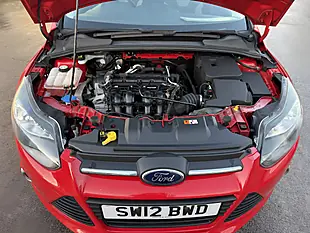 Used 2012 Ford Focus Zetec Red - Interior and Exterior details 17