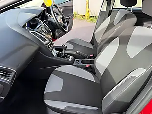 Used 2012 Ford Focus Zetec Red - Interior and Exterior details 13
