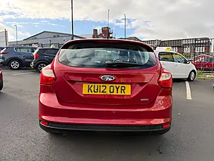 Used 2012 Ford Focus Zetec Red - Interior and Exterior details 16