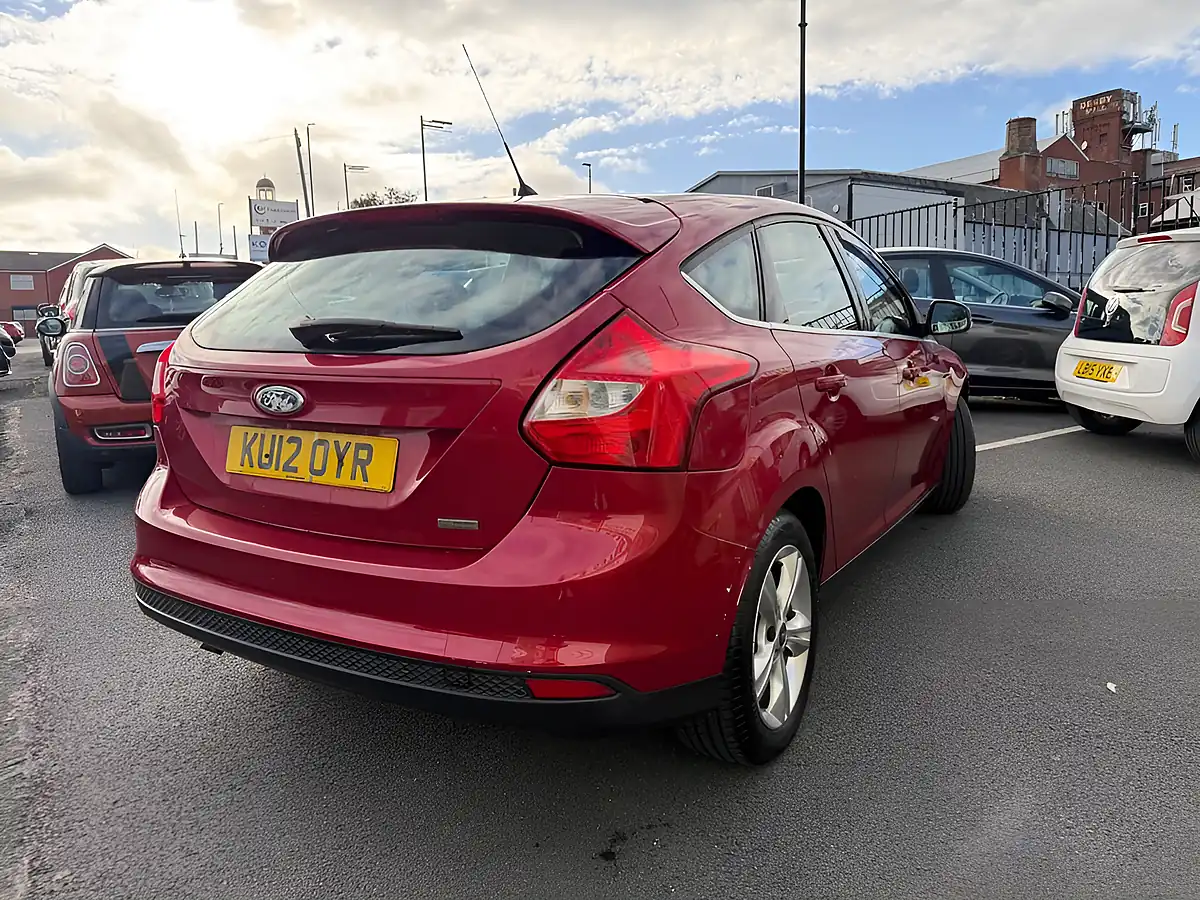Used 2012 Ford Focus Zetec Red - Interior and Exterior details 2