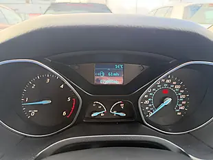Used 2012 Ford Focus Zetec Red - Interior and Exterior details 4