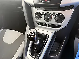 Used 2012 Ford Focus Zetec Red - Interior and Exterior details 6