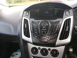 Used 2012 Ford Focus Zetec S Black - Interior and Exterior details 13