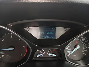 Used 2012 Ford Focus Zetec S Black - Interior and Exterior details 16
