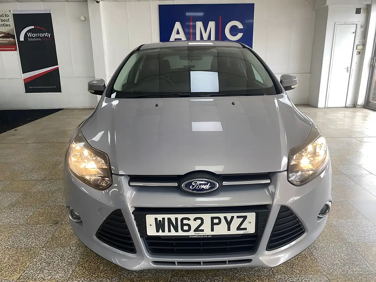 Used 2012 Ford Focus Zetec Silver - Interior and Exterior details 2