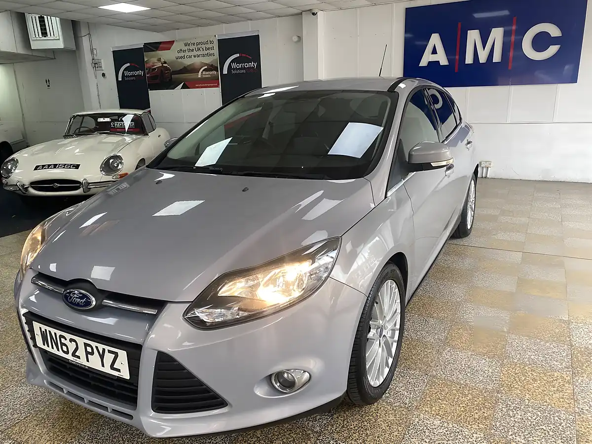 Used 2012 Ford Focus Zetec Silver - Interior and Exterior details 3