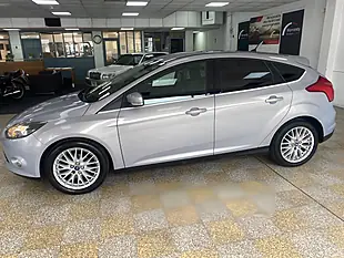 Used 2012 Ford Focus Zetec Silver - Interior and Exterior details 4