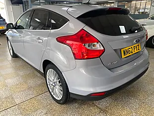 Used 2012 Ford Focus Zetec Silver - Interior and Exterior details 5