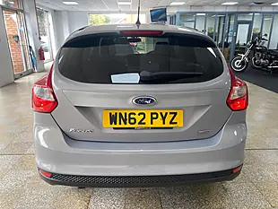 Used 2012 Ford Focus Zetec Silver - Interior and Exterior details 6
